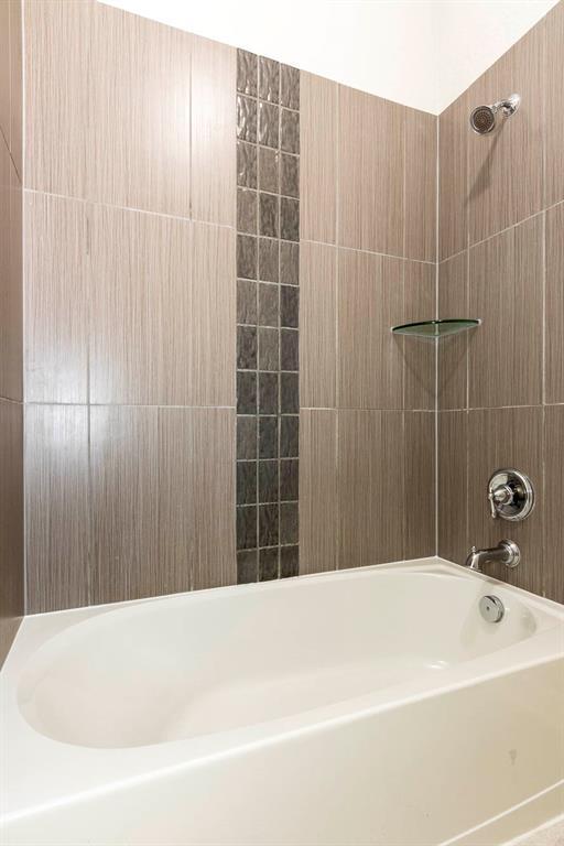 Building Photo - 9735 Stratton Ridge Dr