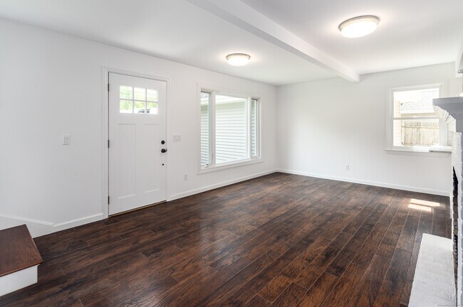 Building Photo - 40 Assisi Way