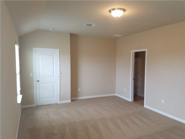 Building Photo - Meadows at Kyle - Beautiful 1 story - A steal at $1900