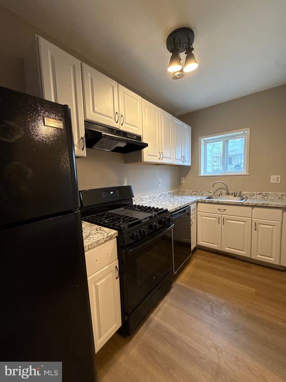 Building Photo - 1153 Atwood Rd