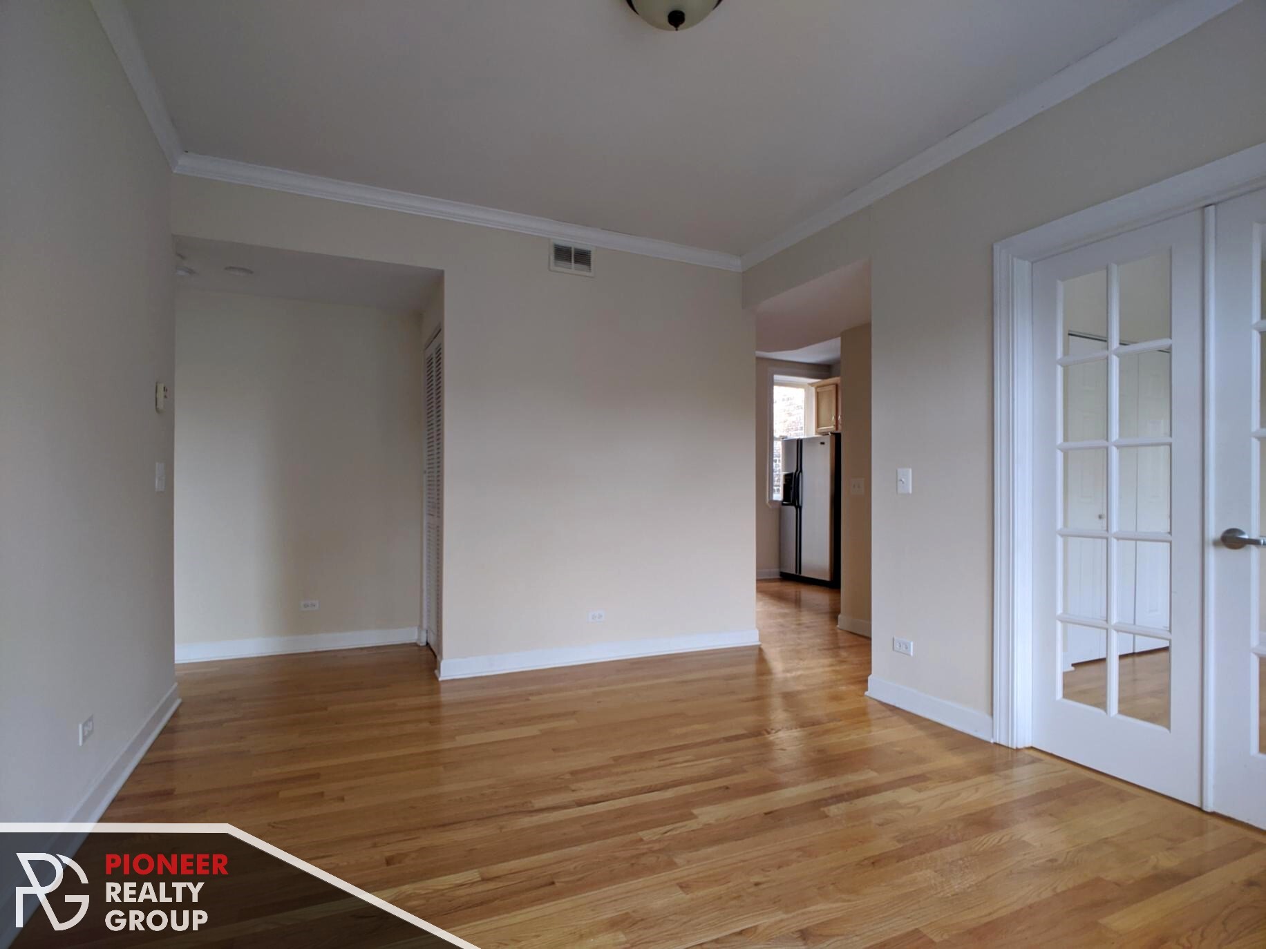 Building Photo - 3240 N Clifton Ave