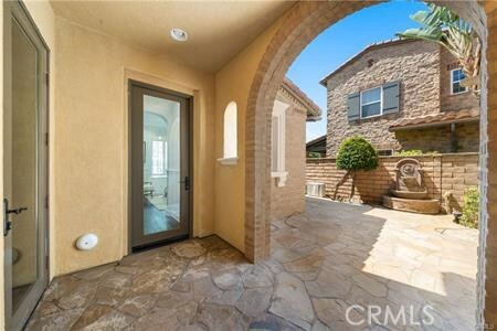 Building Photo - 71 Fanlight