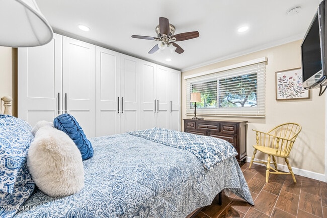 Building Photo - 5972 N 83rd St