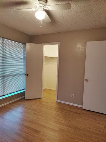 Building Photo - 347 Valley Park Dr
