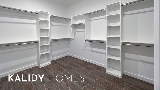 Building Photo - 20400 Antler Farms Dr