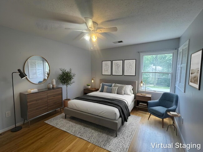 Building Photo - Spacious 4BR Home + Fenced Backyard in Stephens City | Pet Friendly