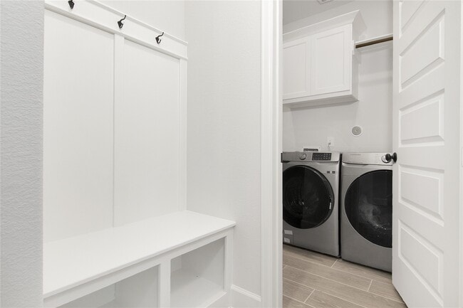 Building Photo - 7510 Snowfield Peak Ln