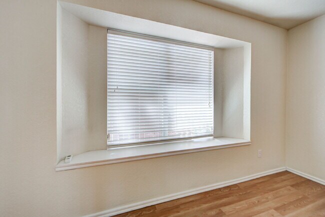 Building Photo - 2904 Canyon Oaks Ct