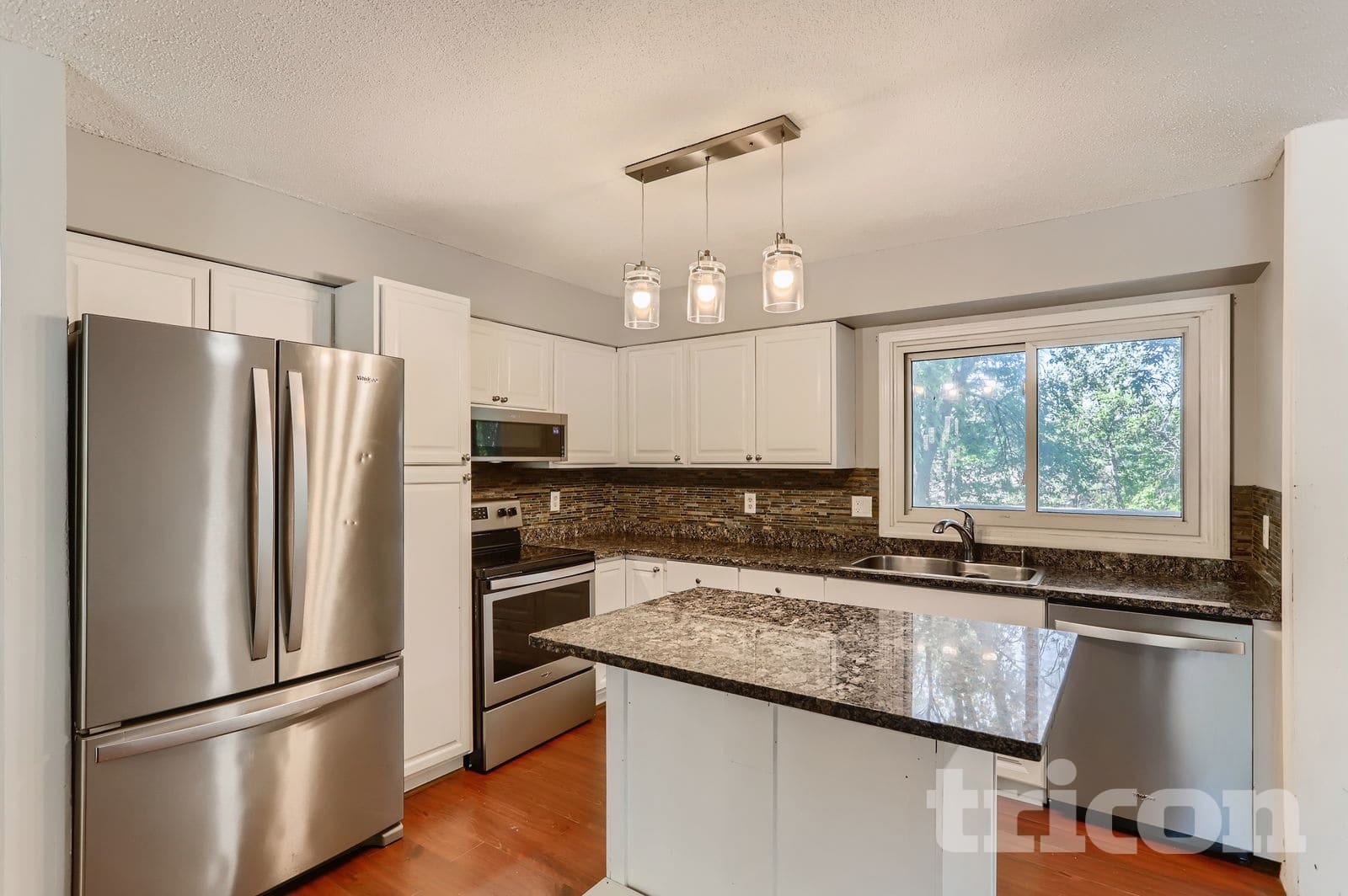 Building Photo - 6865 Buckingham Rd