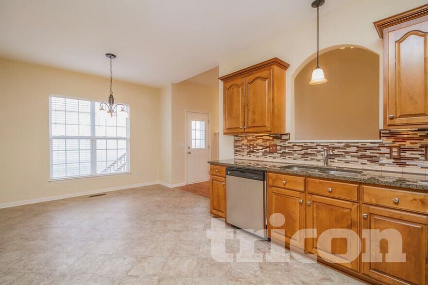 Building Photo - 100 Havenwood Ct