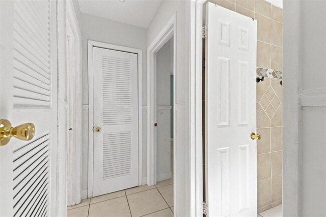 Building Photo - 9966 Burl Way