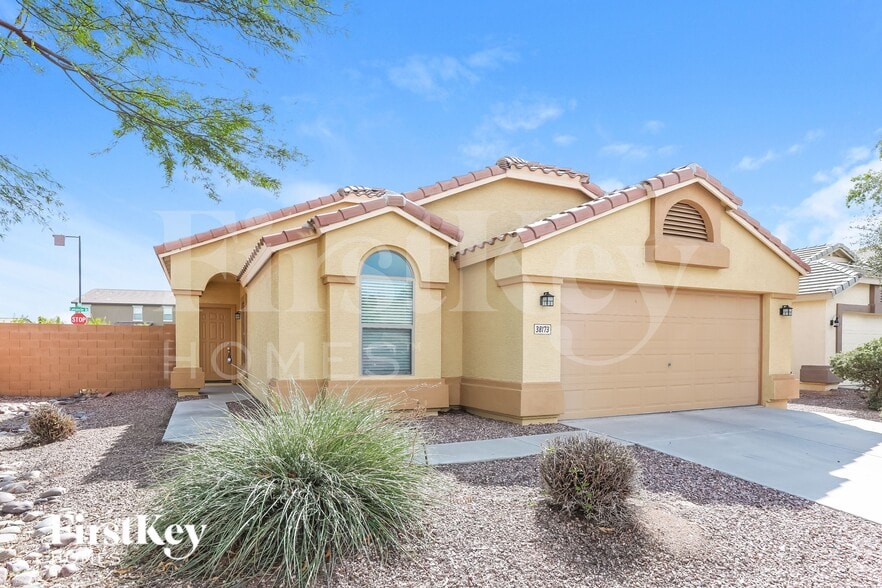 Building Photo - 38173 N Lamar Dr