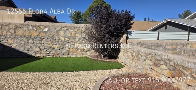 Building Photo - 12555 Flora Alba Dr