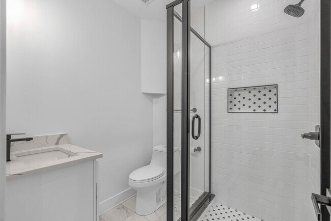 Building Photo - 1224 N 26th St