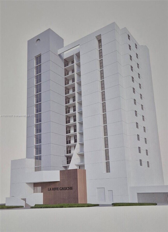 Building Photo - 5880 Collins Ave