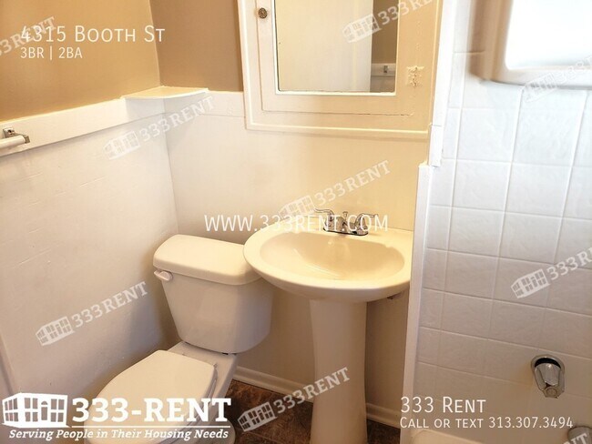 Building Photo - 4315 Booth St