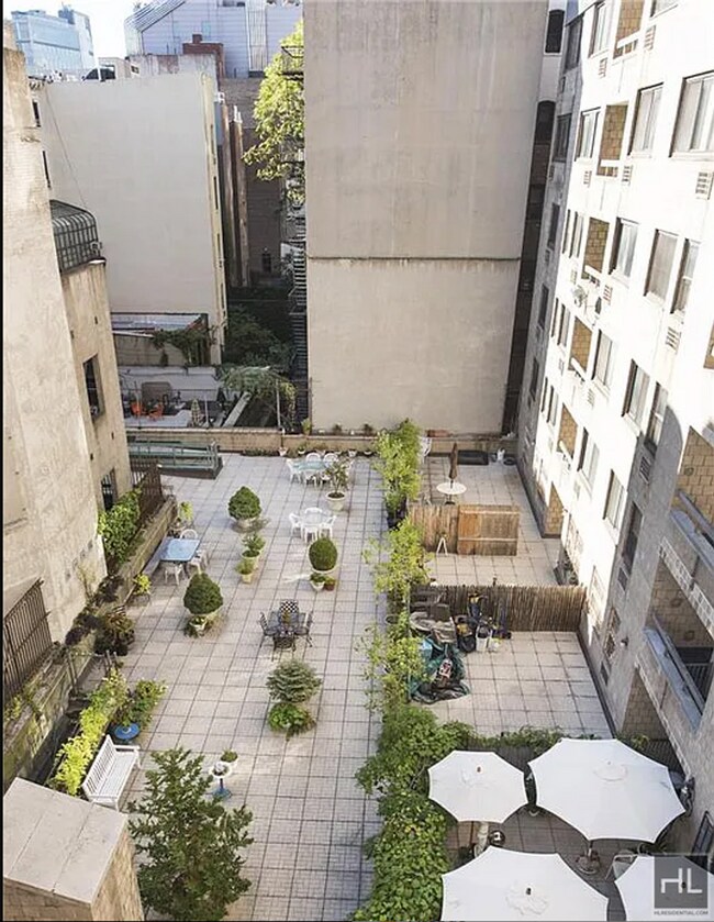 Building Photo - 85-88 8th Ave