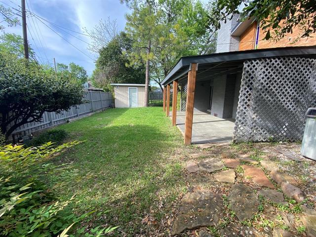 Building Photo - 13105 Mitchwin Rd