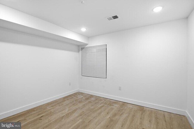Building Photo - 2554 N 12th St