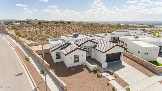 Building Photo - 7344 Bobcat Hollow Dr