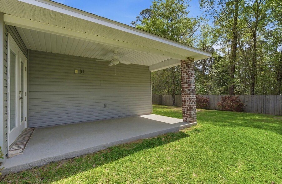 Building Photo - 5093 Carley Ct