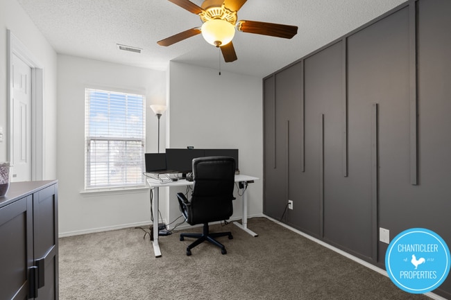 Building Photo - 5332 Seaspray Ln