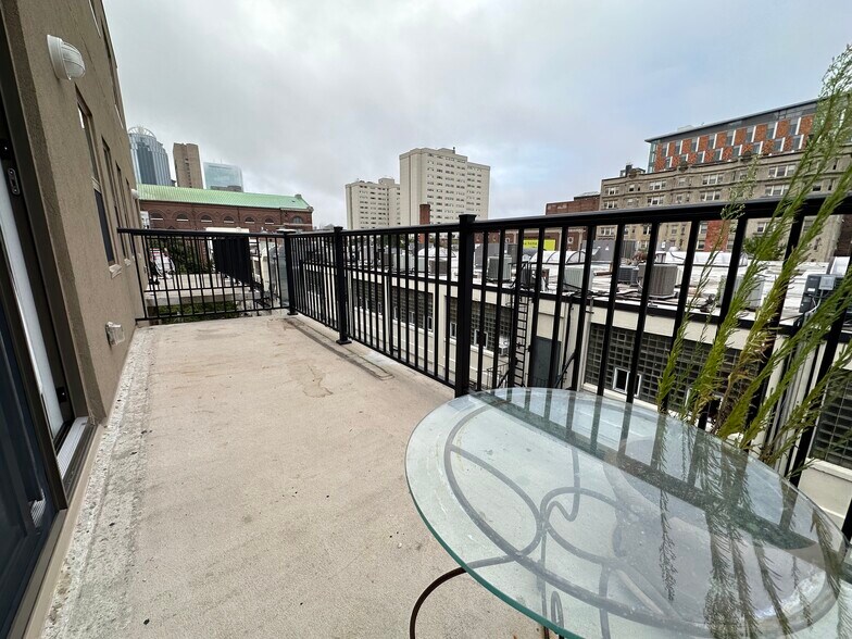 Building Photo - 50 Saint Stephen St