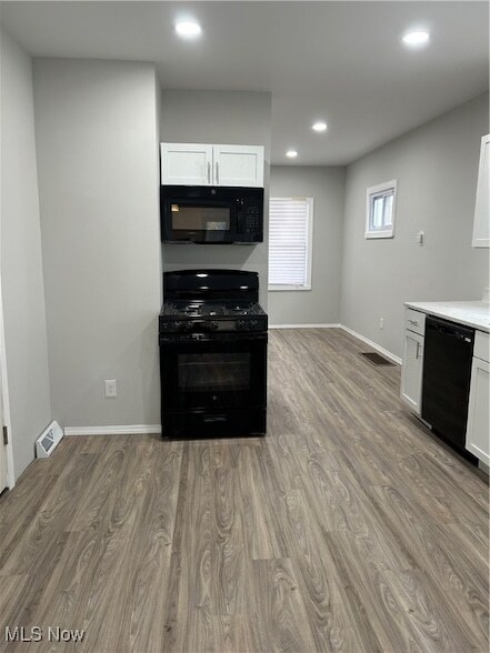 Building Photo - 15630 Holmes Ave