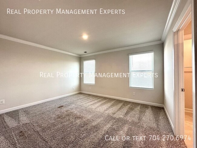 Building Photo - 3940 Shider Ln