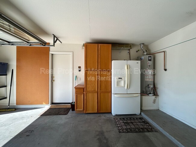 Building Photo - 16036 N 11th Ave