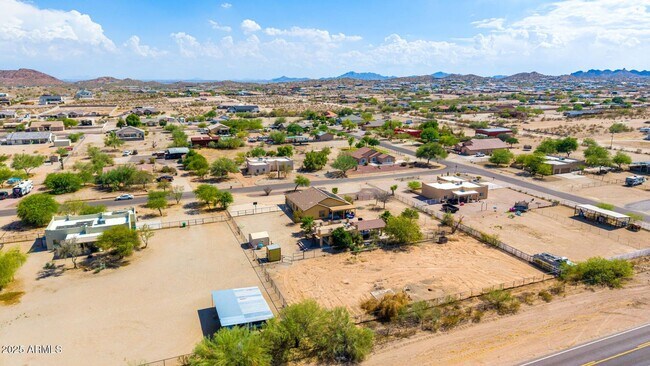 Building Photo - Massive Equestrian Property with Mountain ...