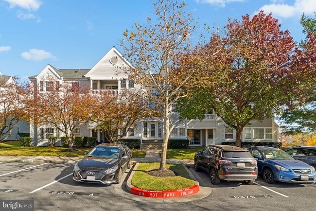 Building Photo - 8378 Montgomery Run Rd