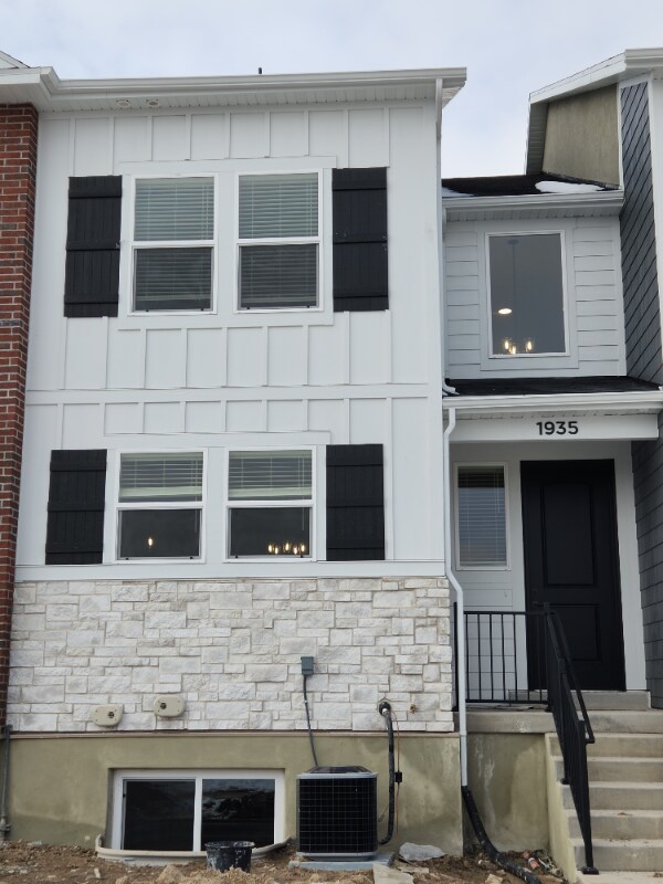 Building Photo - 1935 N 4100 W