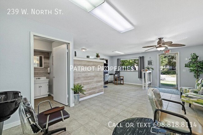 Primary Photo - 239 W North St