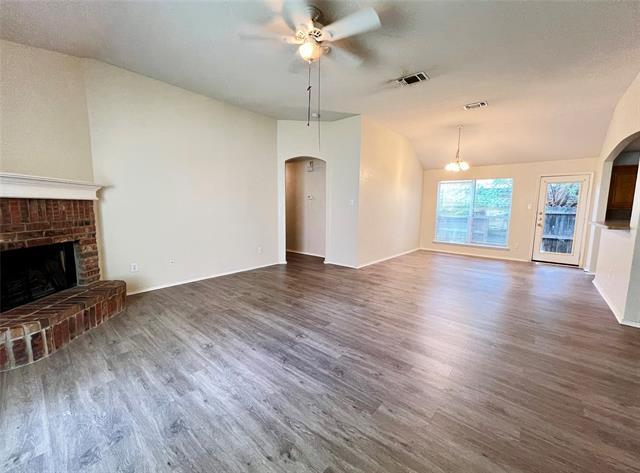 Building Photo - 1103 Savage Dr