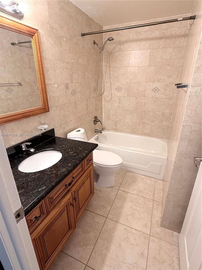 Building Photo - 7160 Southgate Blvd