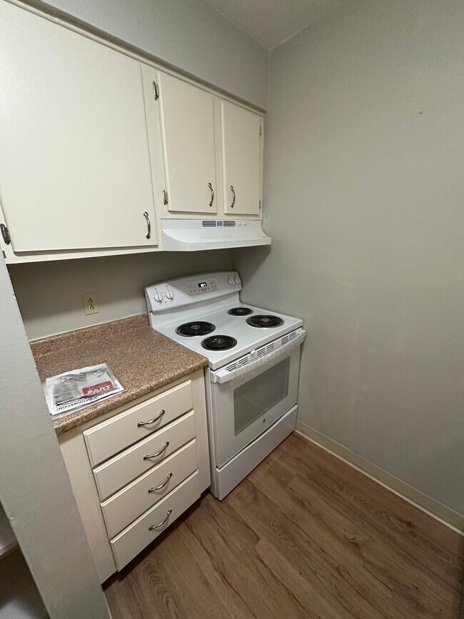 Building Photo - 6570 Santa Cruz Pl