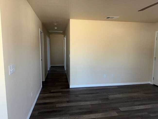 Building Photo - 221-223 Mariposa