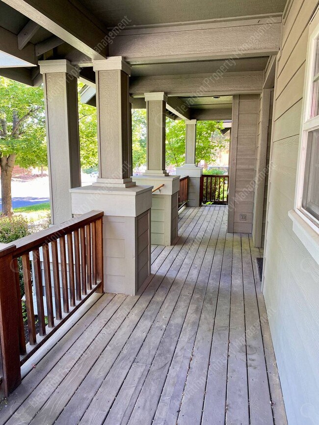 Building Photo - 3-BR 2-BA Boyd Acres Beauty