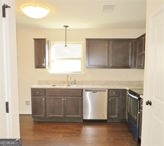 Building Photo - 412 Mossy Ln