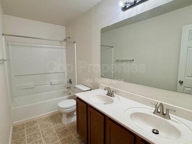 Building Photo - 25526 Gold Yarrow