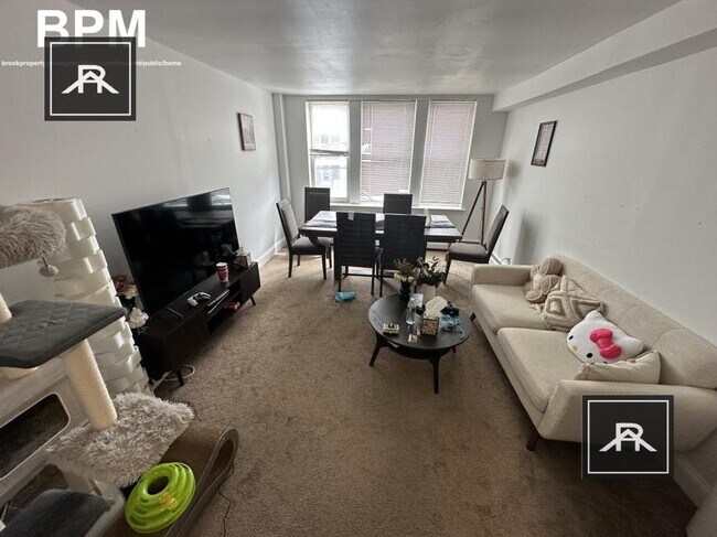 Building Photo - 2 bedroom in Brighton MA 02135