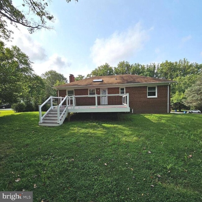 Building Photo - 7204 Camp Alger Ave