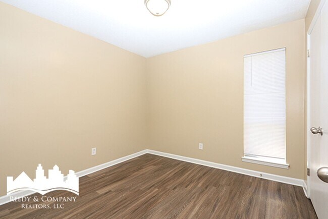 Building Photo - 5104 Corkwood Dr