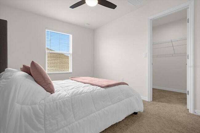Building Photo - 2498 Empress Dr