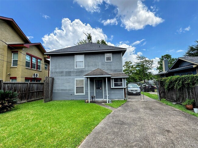 Building Photo - 4708 Park Dr