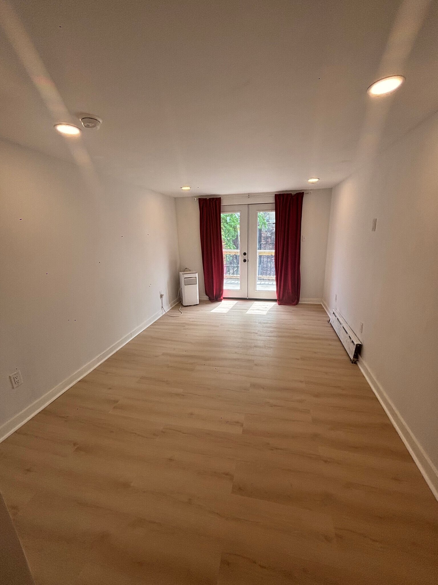 Building Photo - 452 Belgrade St