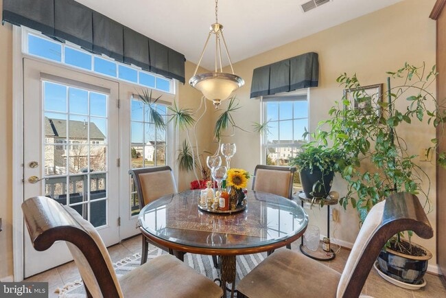 Building Photo - 41888 Inspiration Terrace