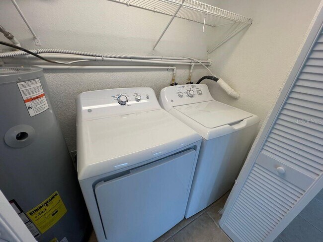 Building Photo - 2773 Cypress Dr