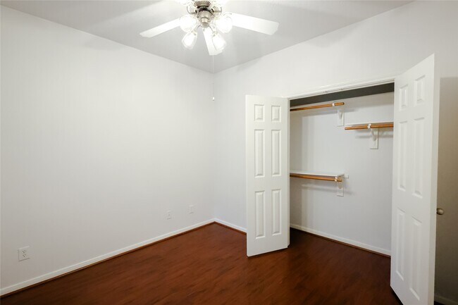 Building Photo - 14 W Archwyck Cir